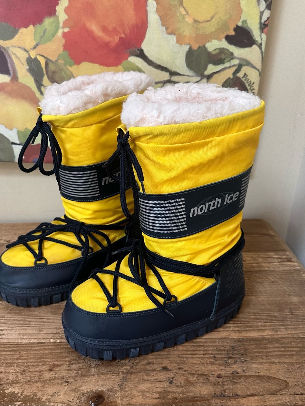 Modes North Ice Aqua Sport Moon Boots Vegan Leather Black Yellow M35 W37